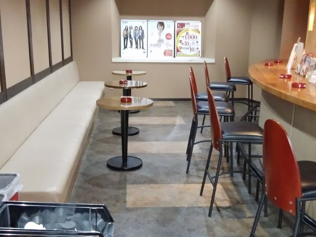 カウンター席_ビッグエコー BIG ECHO 金沢鞍月店