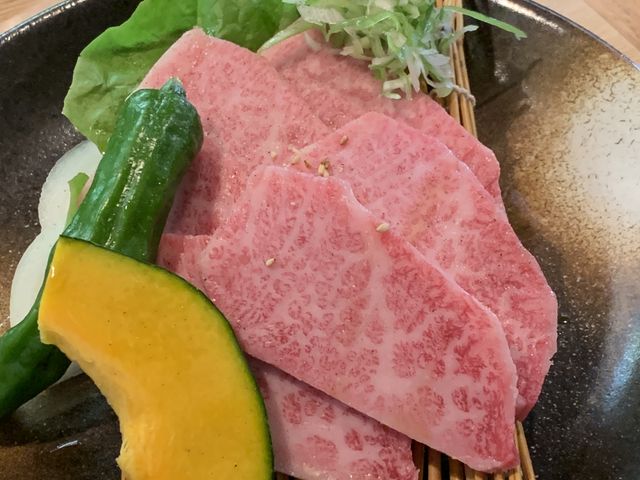 牛とろ_三四郎焼肉店