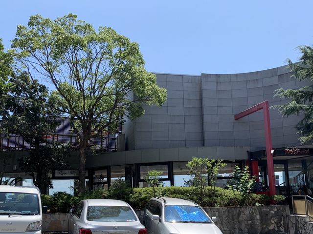 ドルフィン