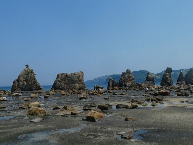 和歌山県・東牟婁郡・串本町・橋杭岩_道の駅 くしもと橋杭岩