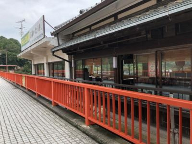 橋の横_松月