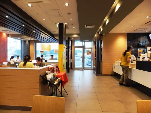 広々した店内。_マクドナルド倉敷中庄店(McDonald’s)