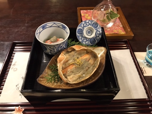 11月は蟹がメインのお料理でした。どれも手が掛かっていて絶品でした。_美濃吉 新阪急ホテル店