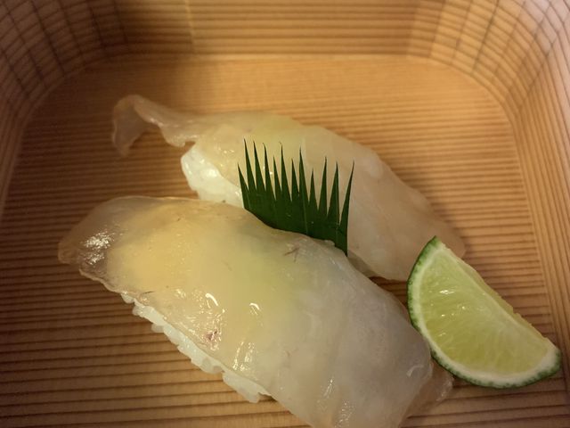 お寿司_つづら