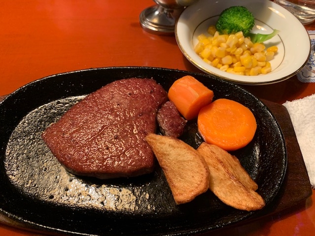 ヒレステーキ_パキ