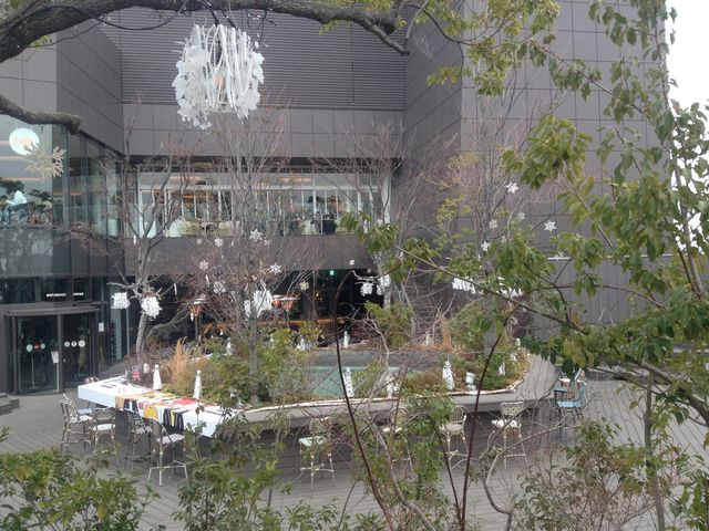 屋上でユックリするのもいい_東急プラザ表参道原宿