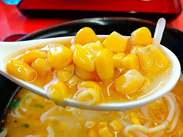 コーンのシズル感、どうですか?_くるまやラーメン 千葉八街店