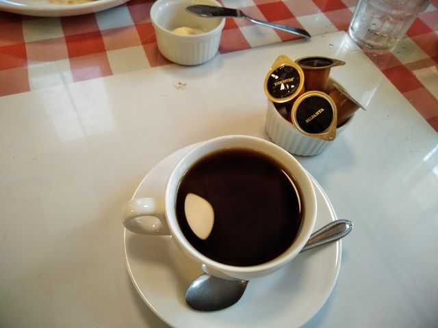 食後のコーヒーも付きます_TRATTORIA ROSSO