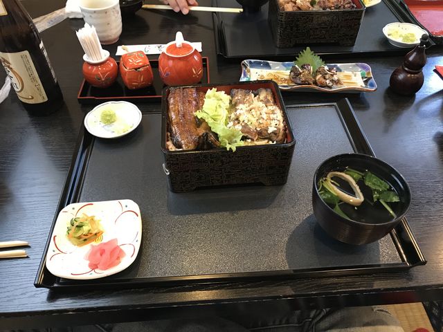 二色重_うなぎ林屋