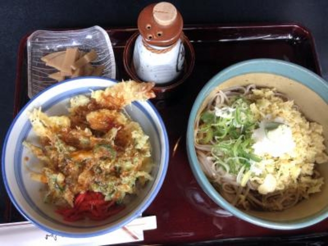 ランチセット_そば屋八兵衛