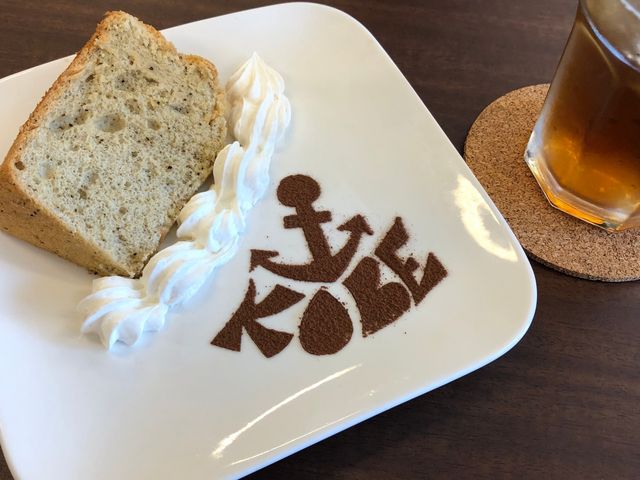 紅茶シフォンケーキとアイスティー_with cafe -ウィズカフェ-