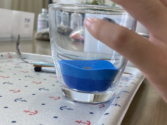 グラスサンドアートを作る_カルチャーハウスエミリア