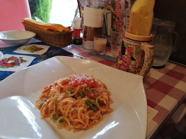 生パスタ_モルト ヴォーノ ニーナ
