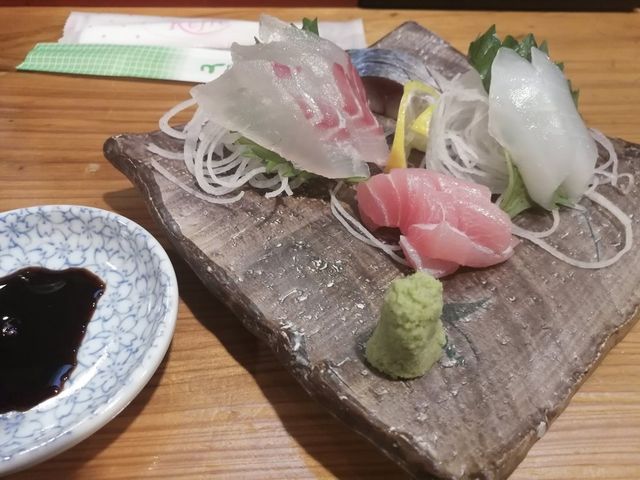 お刺身三点盛り_なべ割