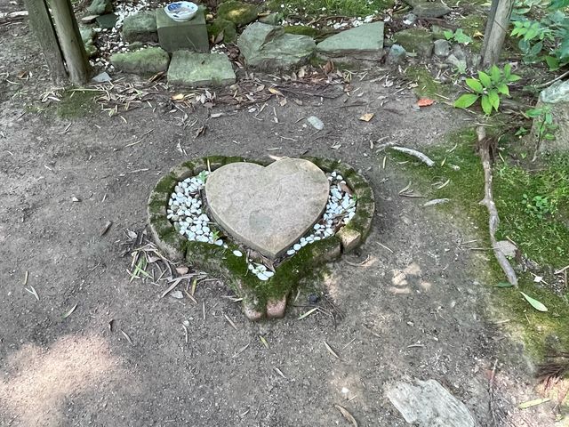 ハートの石畳_高良山