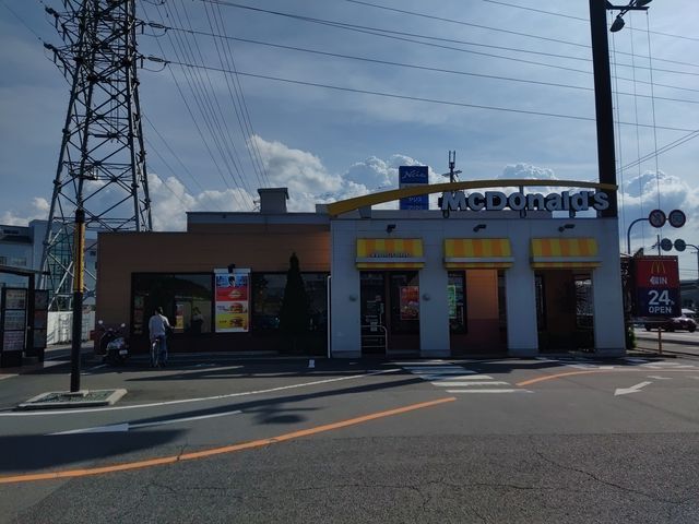 外観_マクドナルド24号木津店