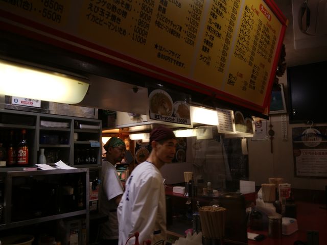 昭和の町中華という感じですね。_龍王