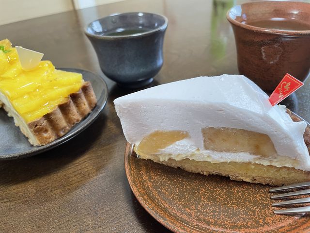 初作品の湯呑みとお皿_陶芸工房然