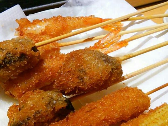 練り粉→パン粉→揚げる(早い♪)_串家物語 イオンモール京都五条店