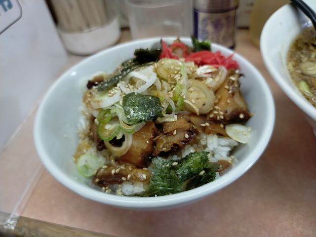 ミニチャーシュー丼250円(ランチサービス)_雨風本舗