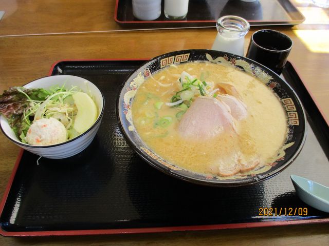 ぎゅうにゅうみそラーメン
_ドライブインミッキー