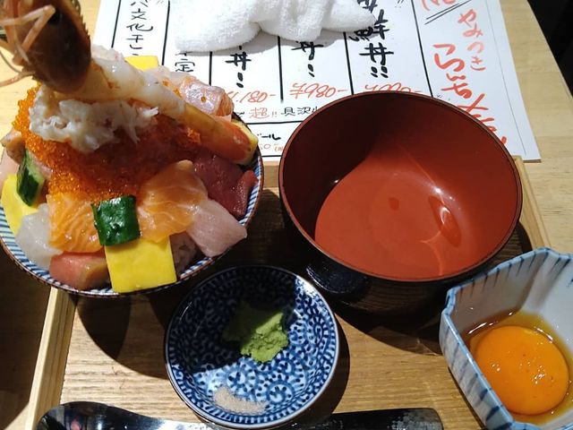 贅沢海鮮丼_俺の魚を食ってみろ!! 田町店本店