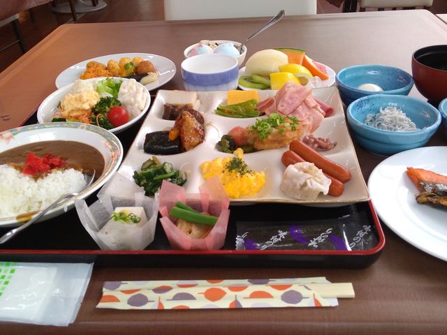 朝食バイキング_リブマックスリゾート伊東川奈