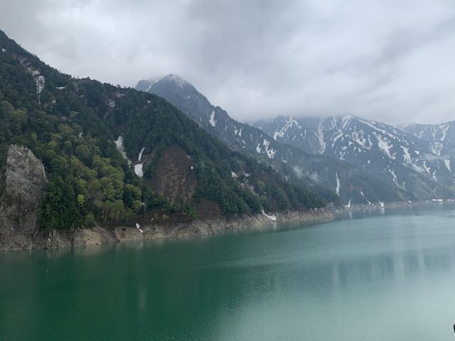 黒部湖