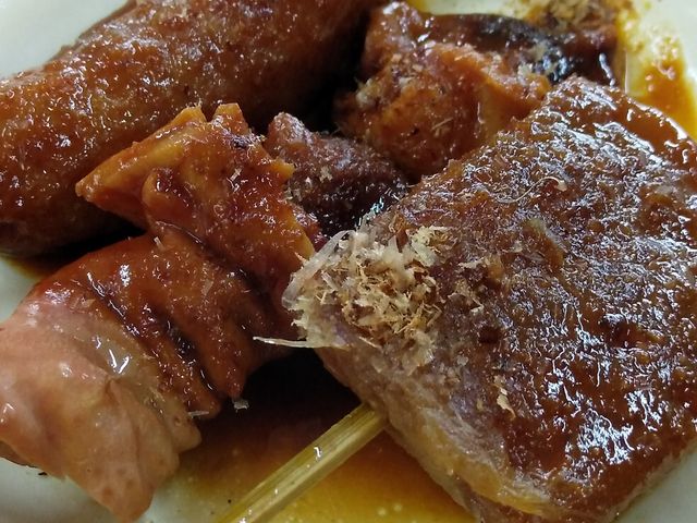 大根 モツ ごぼう巻き_白鳥食堂