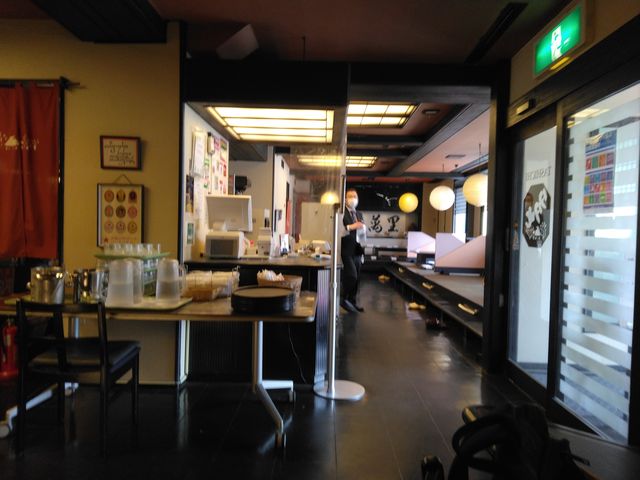 店内は大変綺麗で、品のあるものでした。_お食事処 多七