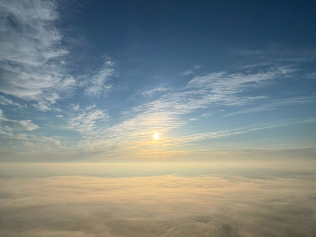 雲海の上に行くと、言葉にならないくらい綺麗な景色が待っています。_株式会社ジャパンバルーンサービス