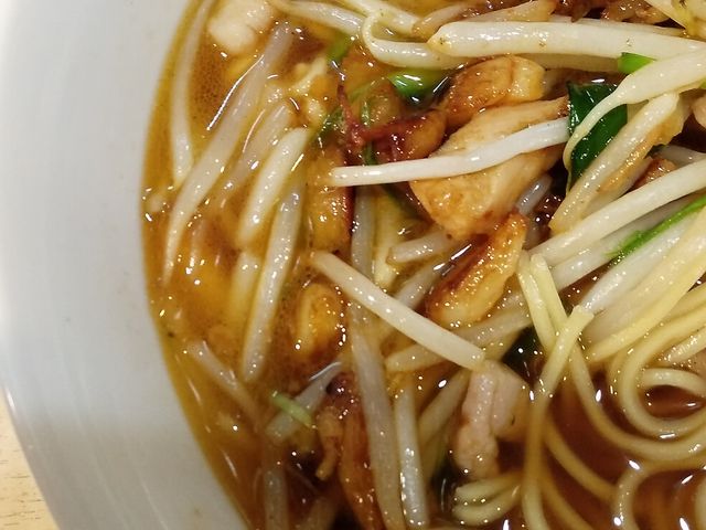ベトコンラーメン(しょうゆ)_新新京北