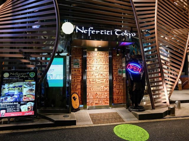 Out _ネフェルティティ東京 西麻布店