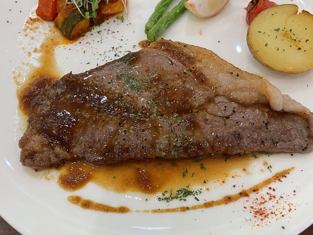 お肉が柔らかくて、お野菜も美味しかったです_グランパーク ホテルかずさ