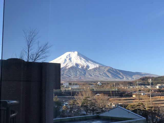 3階のためホテル建物で残念_庭園と感動の宿 ホテル鐘山苑
