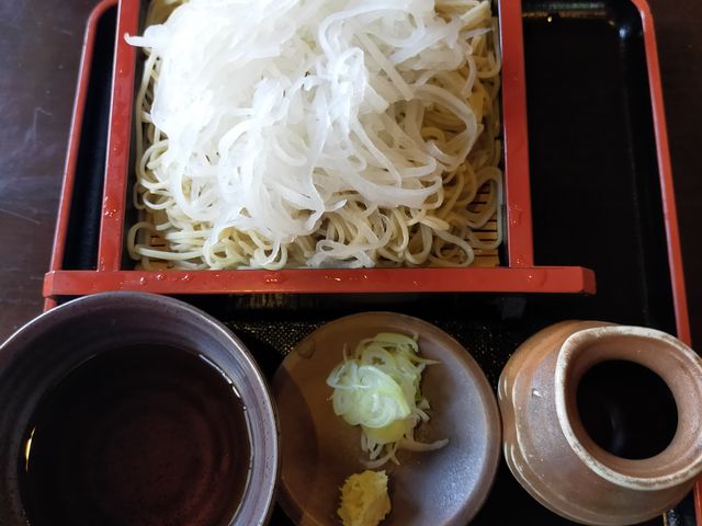 足利名物大根そば_九・一そば