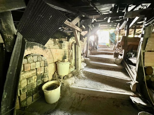 自由に見学できる登り窯_つくばね焼 陶梅田