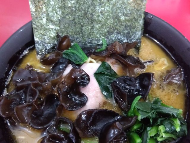 ラーメン(並)+きくらげ_ラーメン杉田家 千葉店