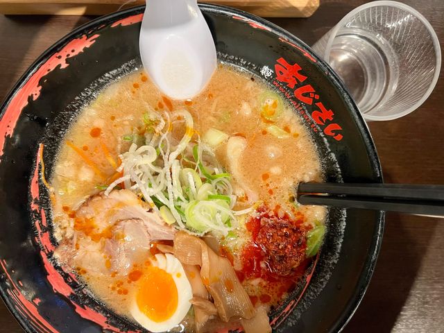 あじさいの味噌ラーメン トッピング辛口_函館麺厨房あじさい 札幌ら〜めん共和国店