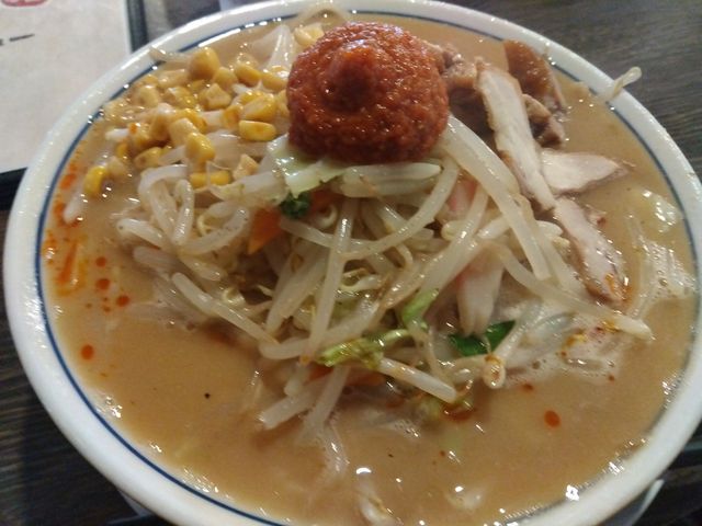 野菜たっぷりの味噌タンメン_だるま食堂