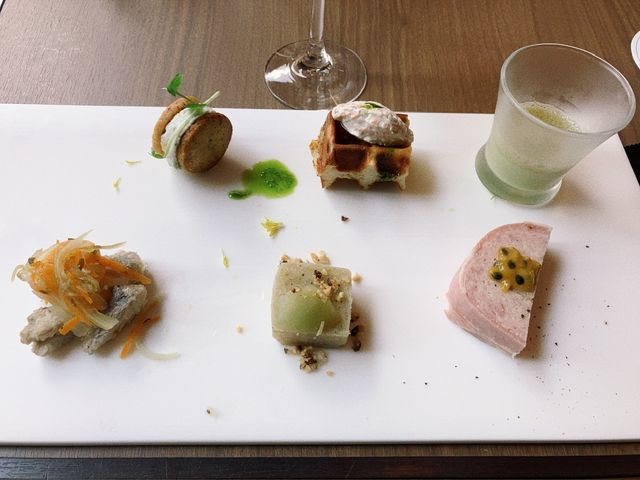 前菜_THE LIVELY KITCHEN OSAKA HONMACHI