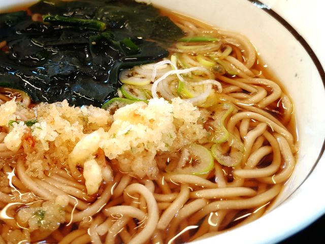素朴なたぬき蕎麦_山田うどん 新栄町店