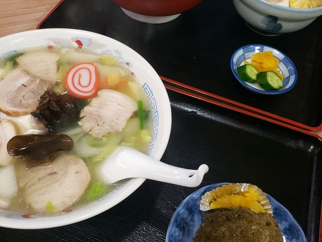 熱々です!_四十萬食堂