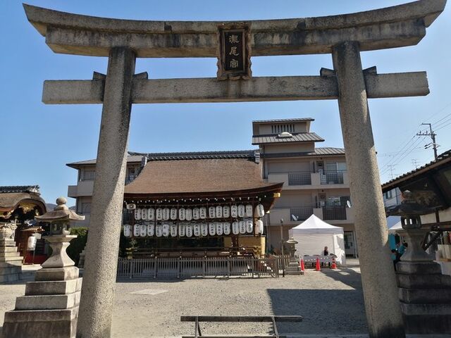 正面の鳥居_瀧尾神社