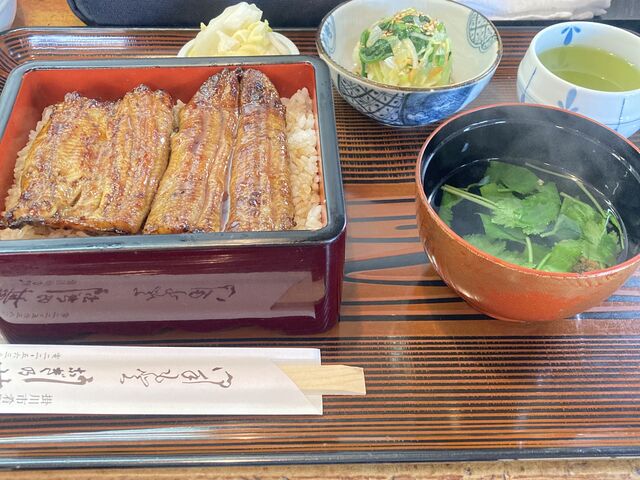 松。サラダ(おひたし)も美味しいんです_うなぎの甚八