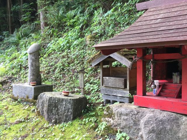 静峰苑前_横沢冷泉 静峰苑