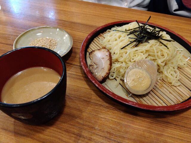 相方が注文のつけ麺。_たい風