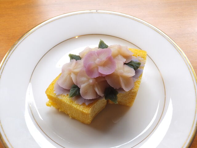 紫陽花のあんこのお花ケーキ_箱根上の湯