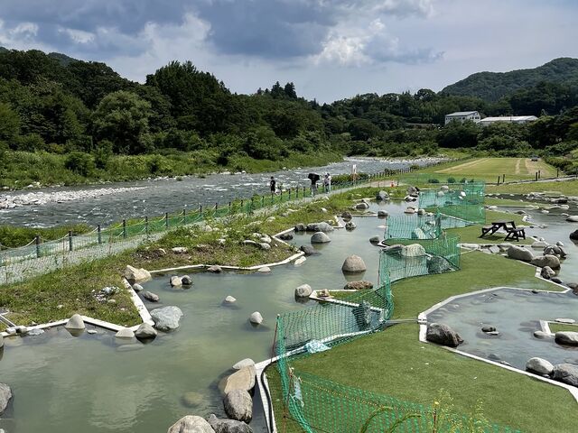 川べりの水遊び場_水紀行館