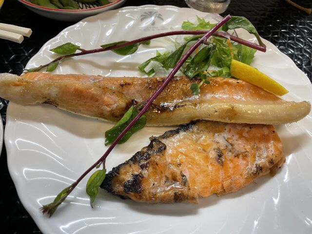 鮭のハラス焼き_魚助